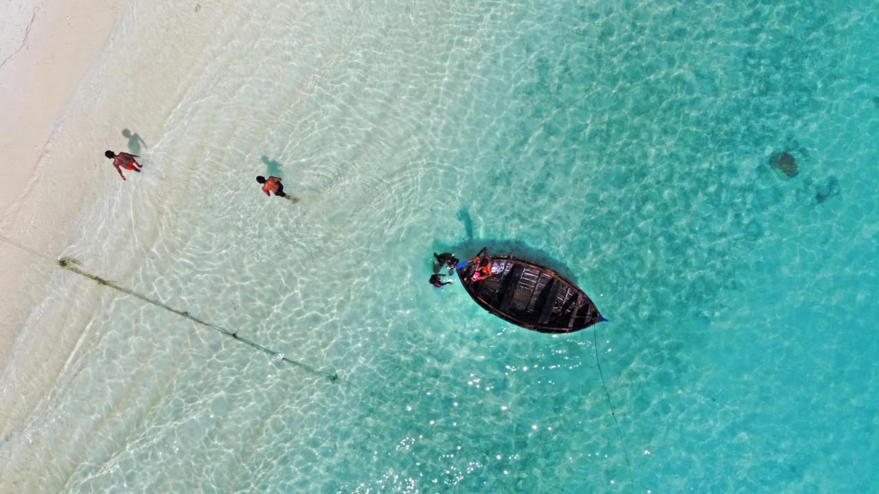 Brickwood Rasdhoo- Beach Front Екстериор снимка
