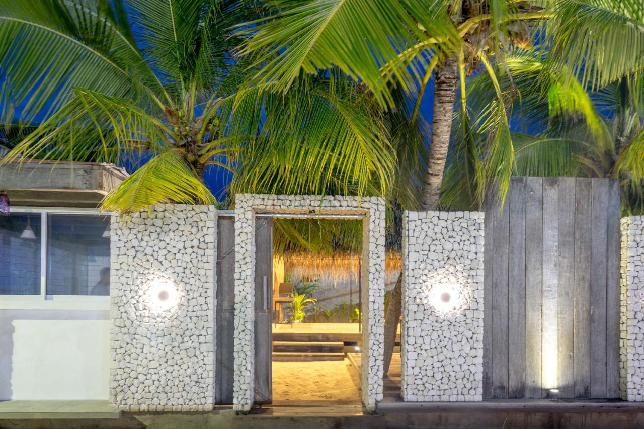 Brickwood Rasdhoo- Beach Front Екстериор снимка