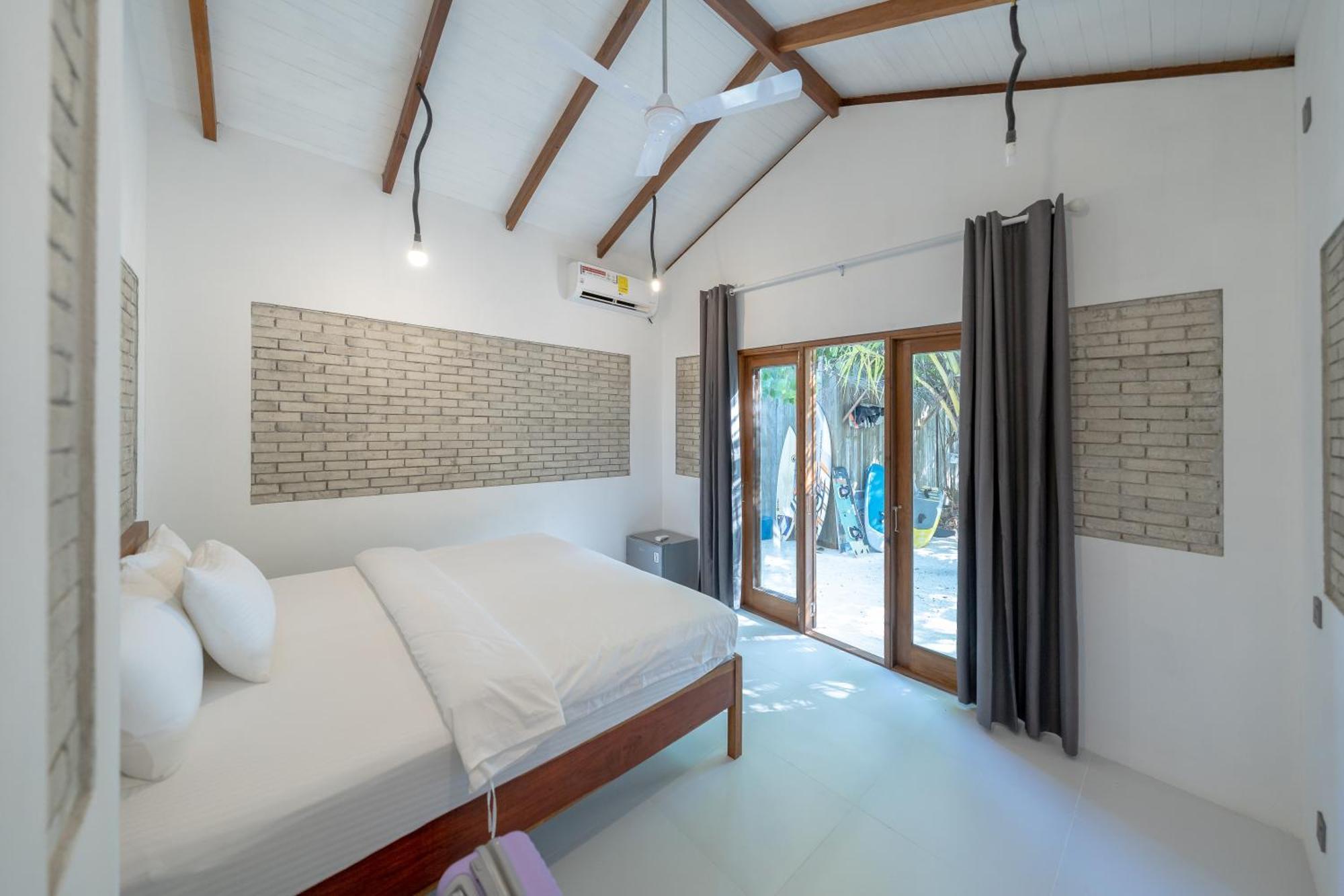 Brickwood Rasdhoo- Beach Front Екстериор снимка